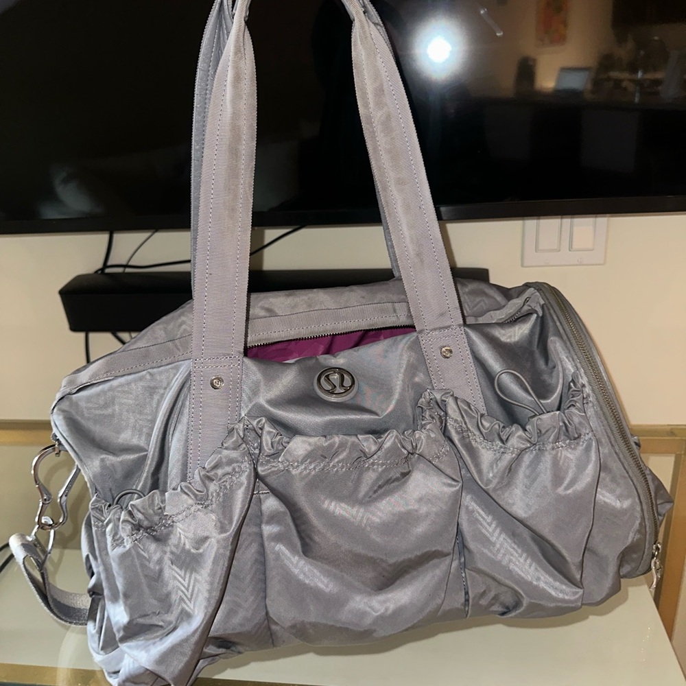 Lululemon duffle bag